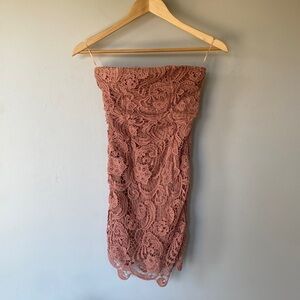 Miroa strapless lace pink dress